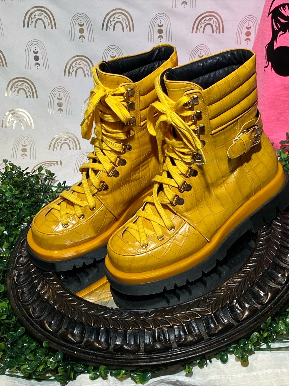 Yellow Women's Combat Boots - Fashion Lace-Up Moto Boot